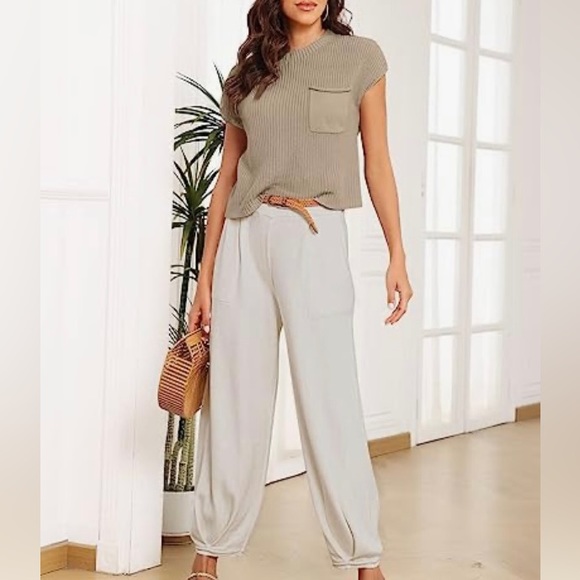 Women’s 2 piece trendy lounge set - Picture 3 of 3